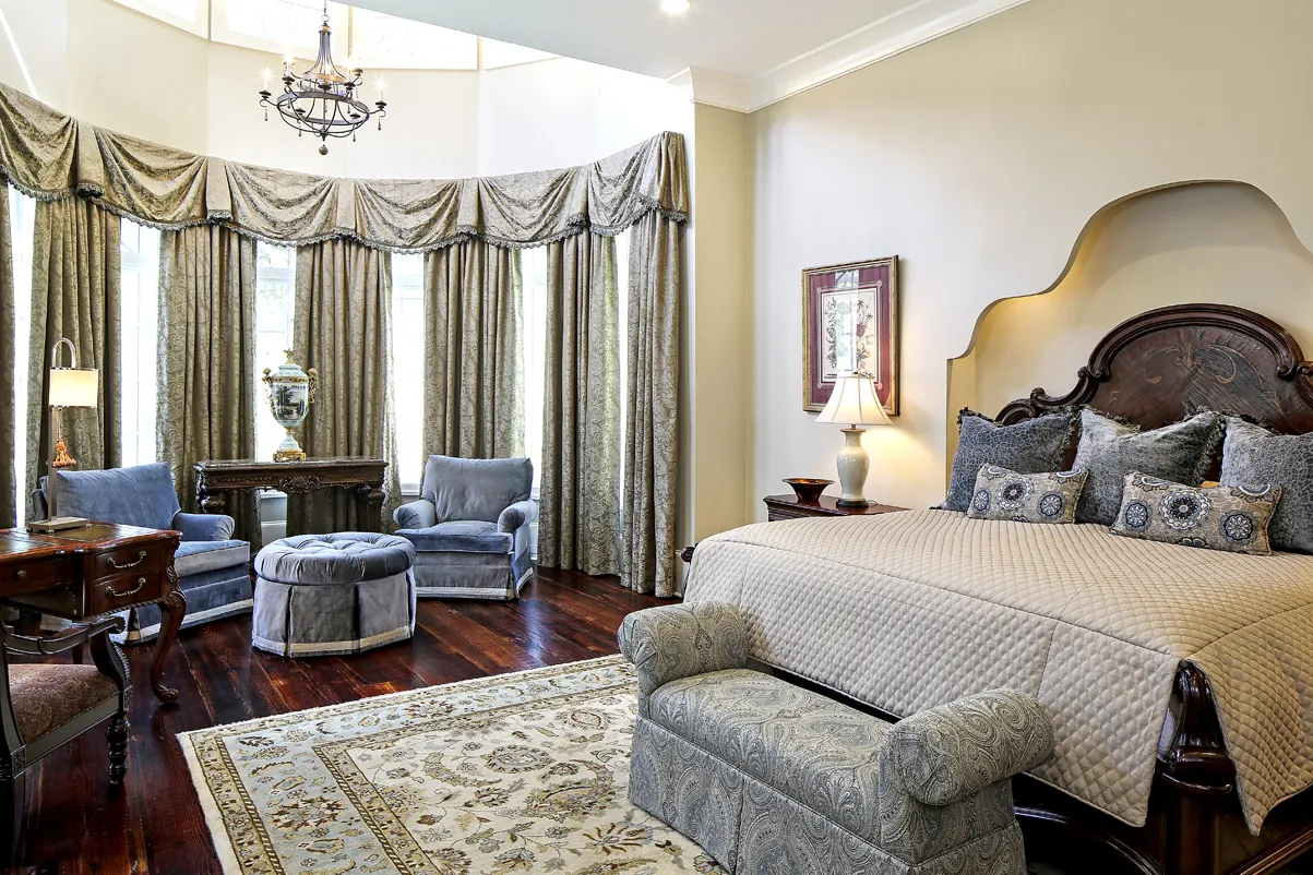 Interiors-MBR