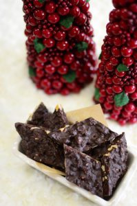 cuisine-12-16-chocolate-bark