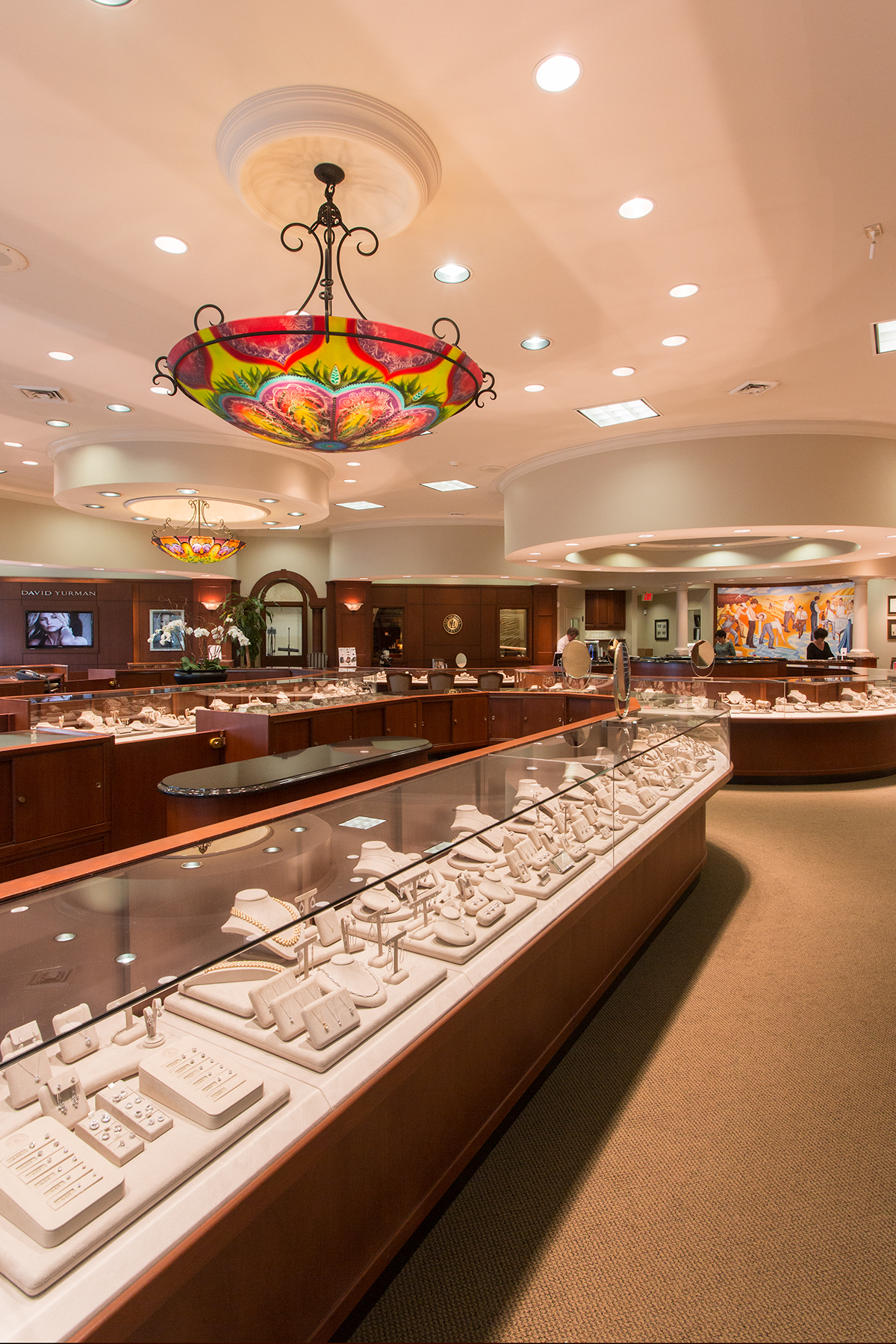 10 Questions with Scott Berg of Lee Michaels Fine Jewelry - inRegister