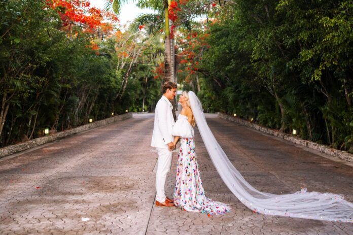 Cozumel in Color: The vibrant destination wedding of Jaime Glas and Hunter Odom