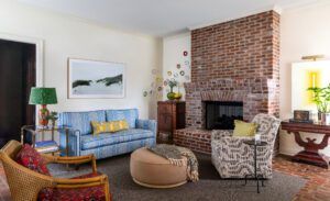 Anne Underwood made the new feel old in this colorful Baton Rouge renovation